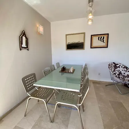 Shr040 Atico Con Gran Terraza En Centro De نيرخا